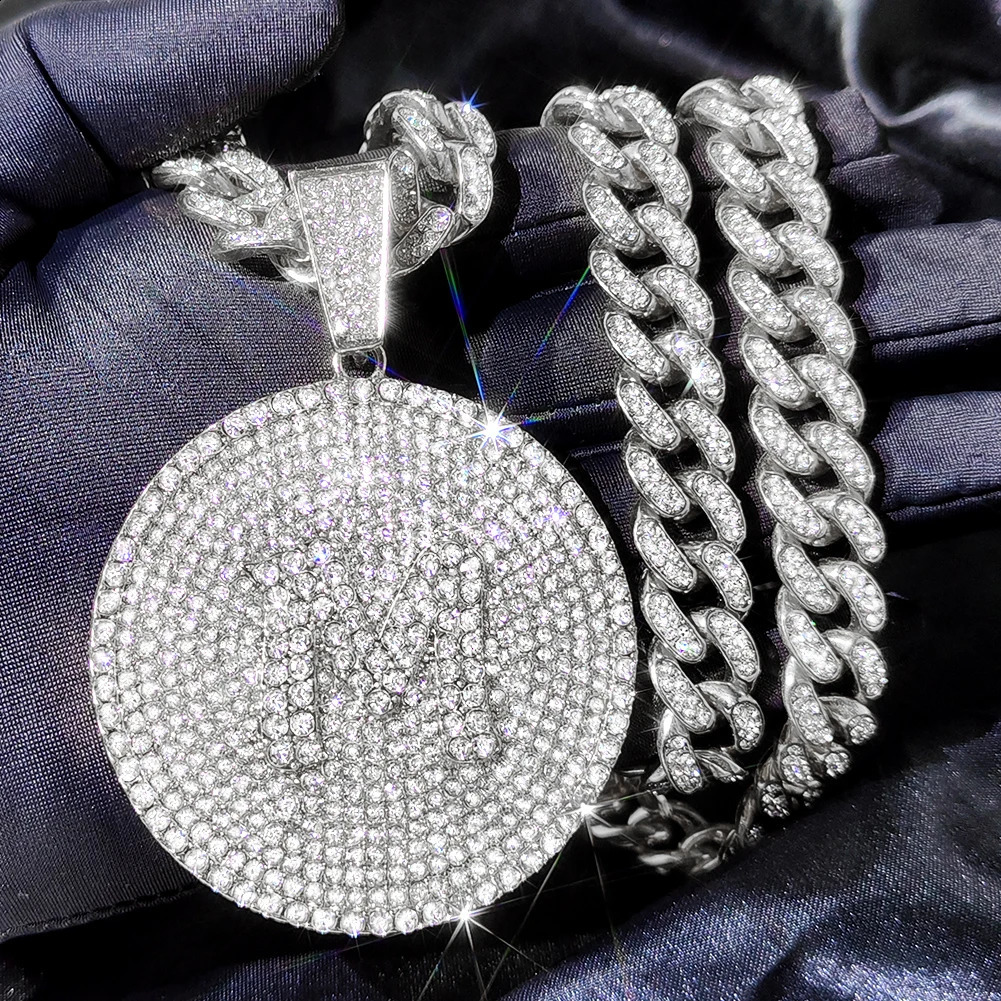 Bling A-Z Letters Pendant Necklace for Men Women Crystal Miami Cuban Link Chain Round Initials Necklace Fashion Jewelry 250305