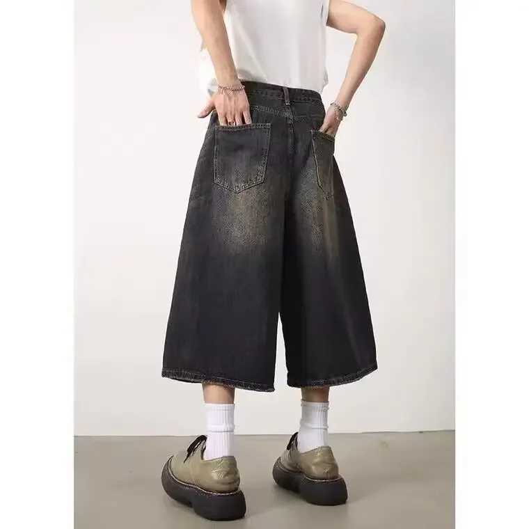 American Style Vintage Mens Jeans Loose Fit Wide Leg Straight Leg Denim Shorts Sensibility Design For Summer WholesaleT250305
