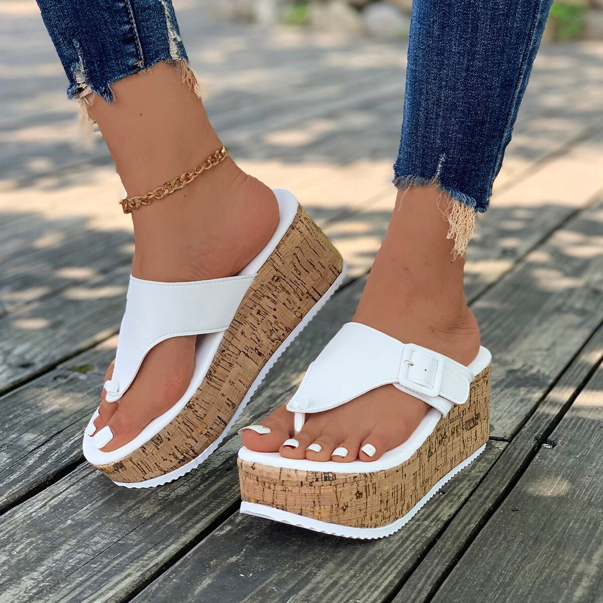 Toe Sandal Clip 2025 Large Summer Casual Thick Bottom Drag Women's Solid Color Cool New Style ddmykukumalu
