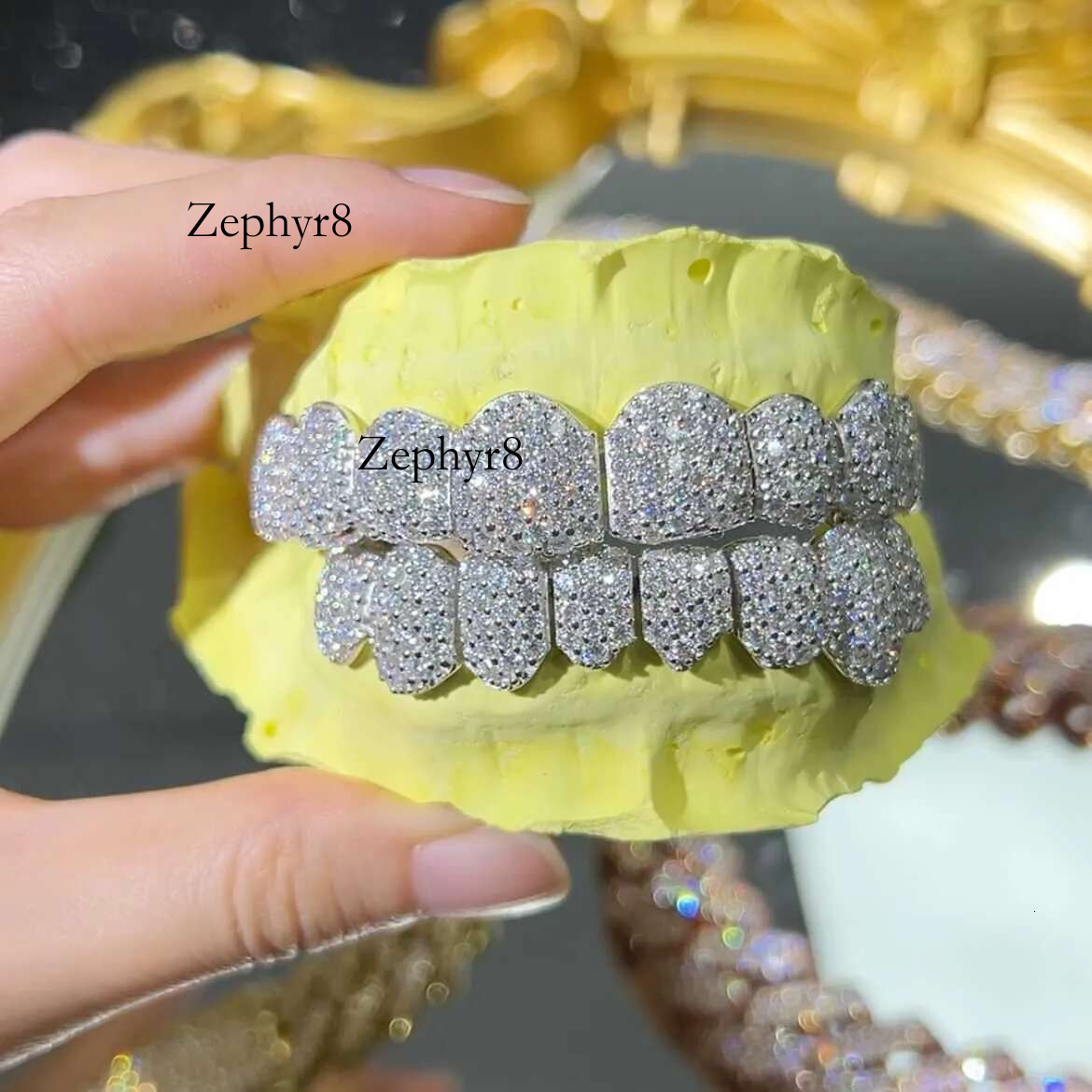 2025 New model Yu Ying Custom Hip Hop Gold Plated Iced Out Moissanite Dia Grillz for Teeth