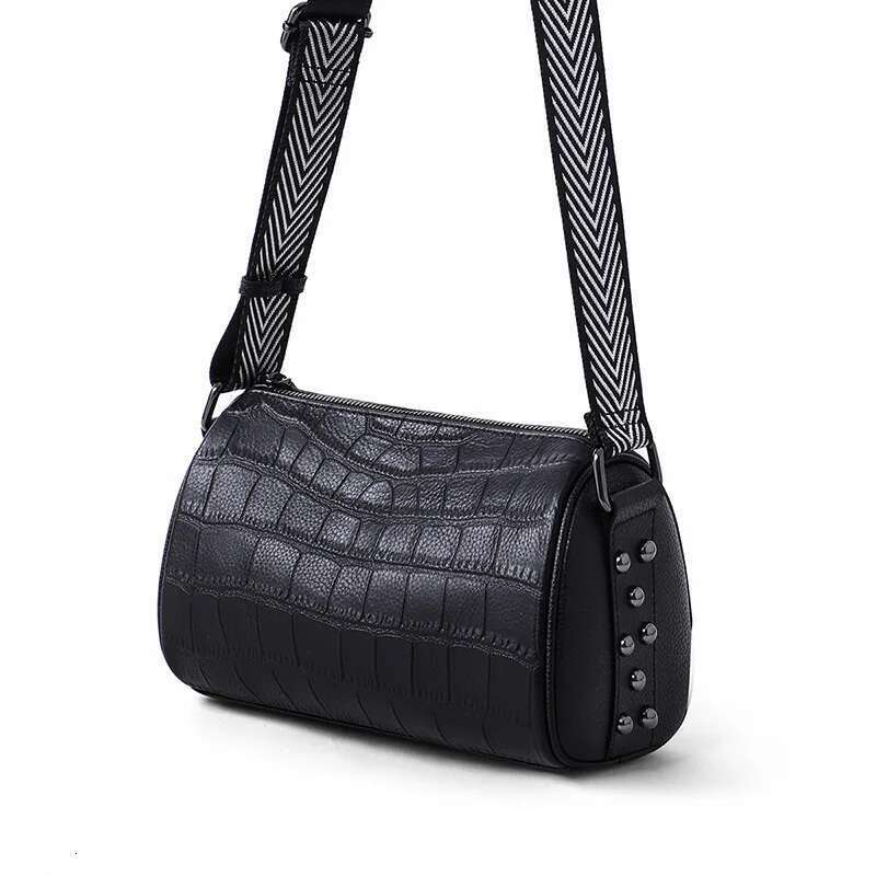 Bag 2025 New Stylish Leather Women's Fashion Broadband Shoulder Casual Crossbody Bag Women