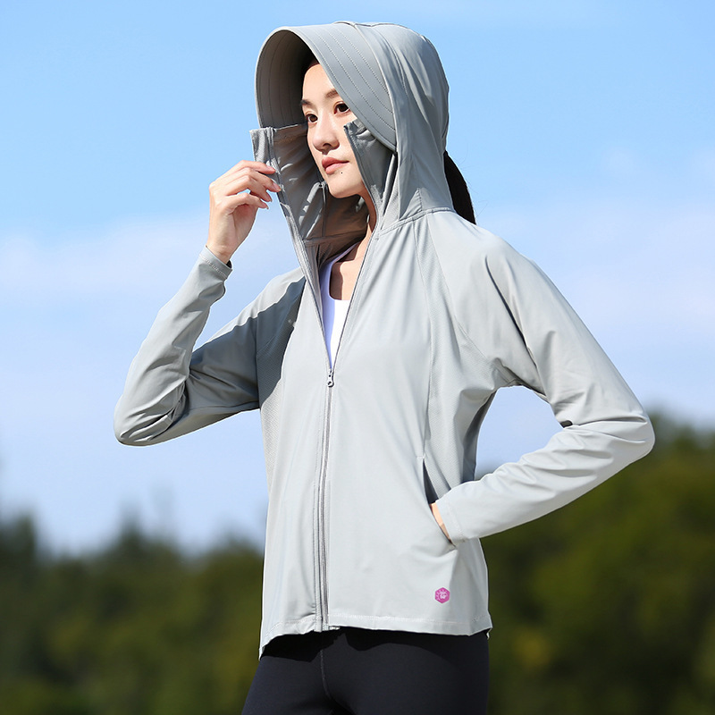 tracksuit Sunscreen clothing women, made of raw silk, sensitive, UV resistant, detachable large brim clothing, breathable ice silk sunscreen shirt for
