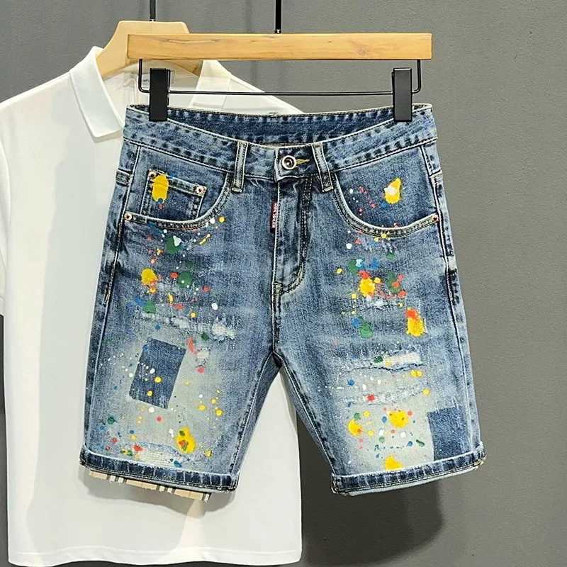 Trendy Denim Shorts For Men Summer Style Washed Blue Hole Punk American Style Slim Fit Graffiti Painted Mid Waist PantsT250305