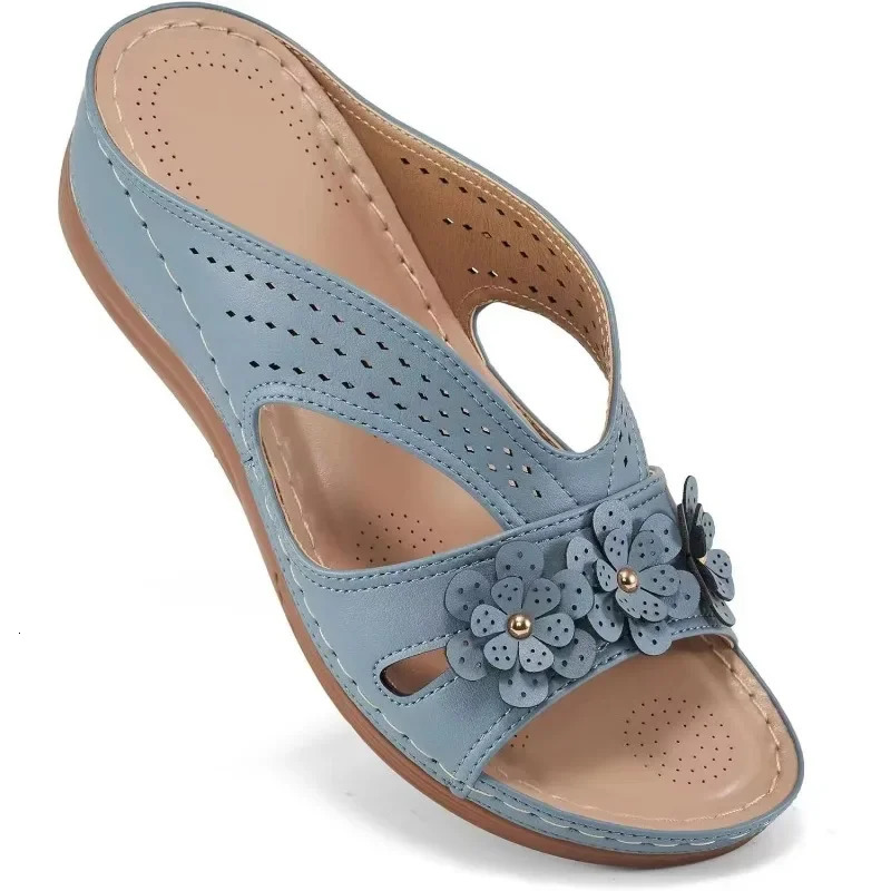 Woman Trend Womens Slippers Casual Flower Hollow Wedge Beach Shoes Outdoor Fashion Platform Comfortable Non-slip Sandals 250228