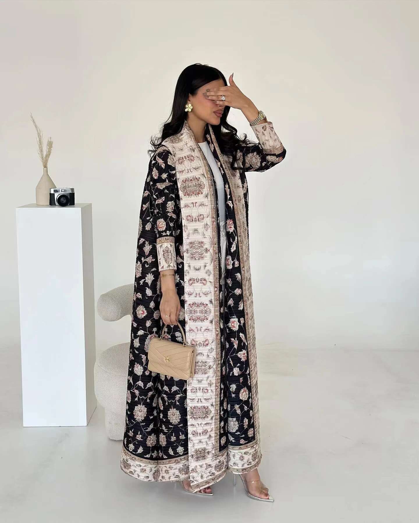Miyake Pleated Print Foldable Collar Women's Long Sleeve Trench 2024 New Winter Original Design Fashion Cardigan Coat