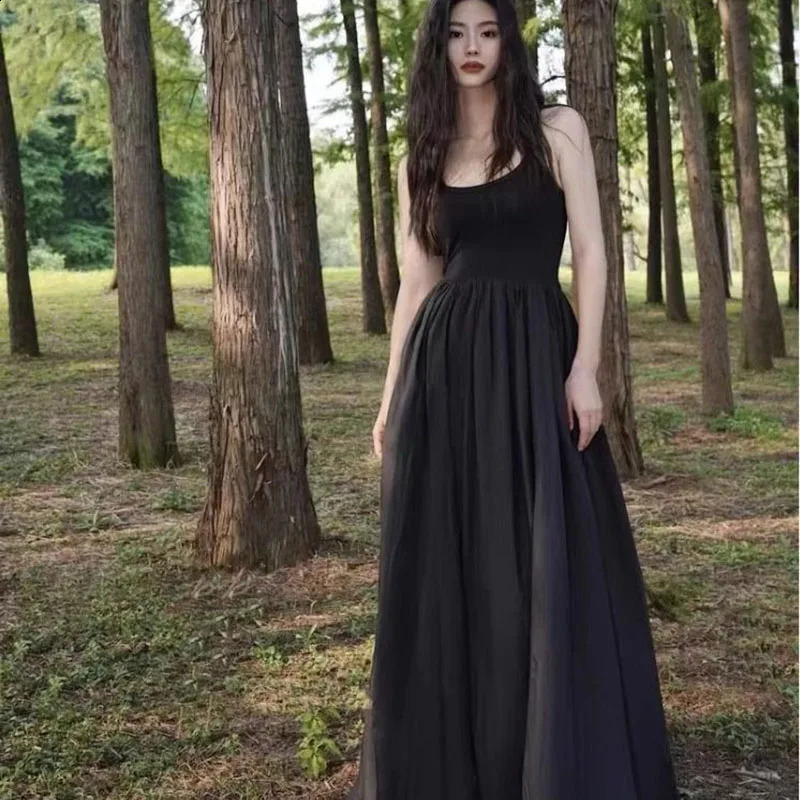 Black strapless long dress for women fashionable slim fit sleeveless Oneck high waisted womens springsummer party vest 250305