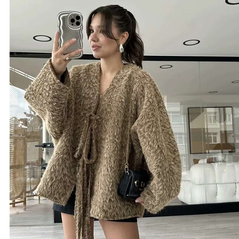 TRAF 2024 New Autumn Coat Chic Loose Warm Elegant Women's Jackets Street Fashion Young Holiday Comfort Jacket