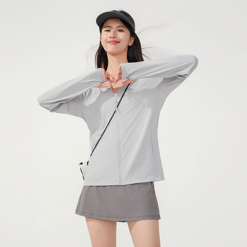 Upf50+Ice Skin Ice Silk Sunscreen Clothing Women New Summer Lightweight Jacket for Men UV resistant and Breathable tracksuit