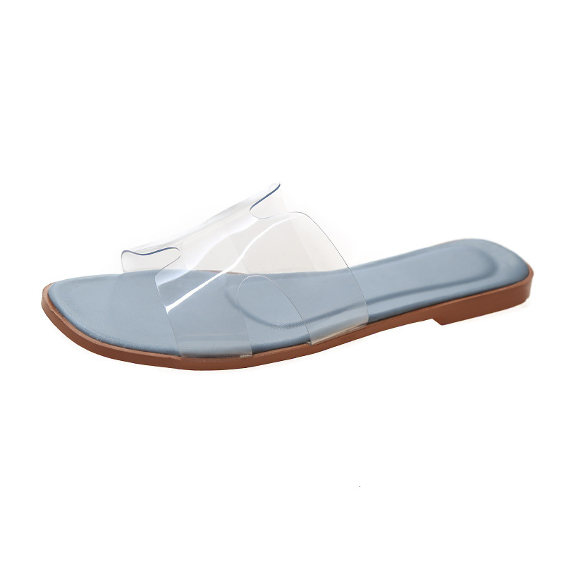 New transparent flat toe slippers for women in the summer of 2025, designed by beach designers with straight drag anti slip sandals