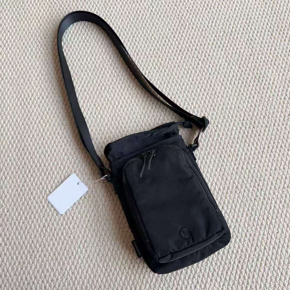 New Small Crossbody Shoulder Men's Women's Yoga Bag, Outdoor Fitness And Leisure Live Broadcast