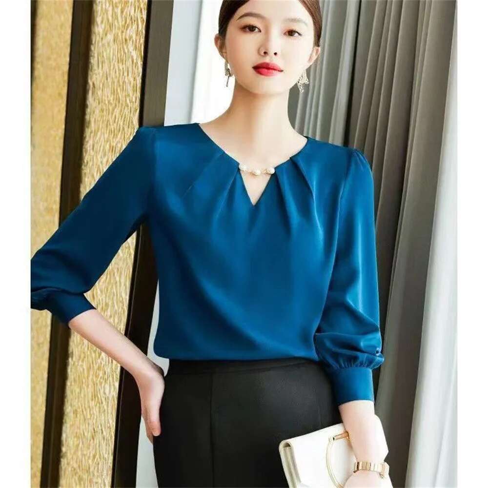 2024 New Office Lady Women's Clothing Korean Elegant Fashion Chiffon Solid Blouses V-Neck White Tops T-Shirt For Women Fashion