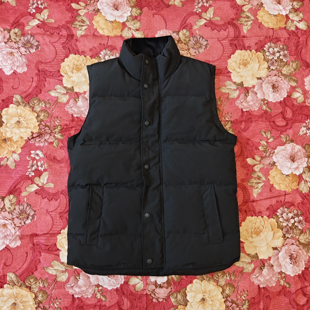Winter men and women warm solid down vest sleeveless jacket Classic Feather Weskit Jackets Casual bodywarmer Vests Coat Gilet Doudoune Homme parka Manteau