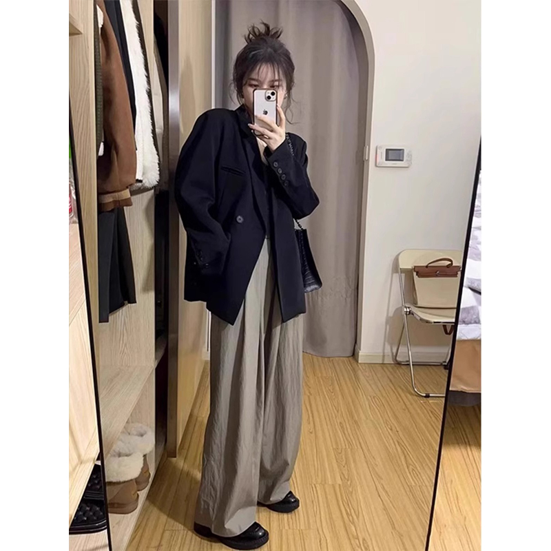 K34Chic Grey Women's Blazer with Relaxed Cut for Spring & Fall Fashion