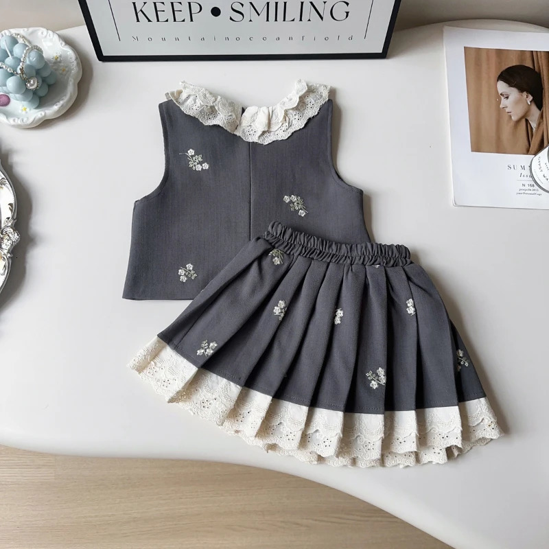 Girls College Style Suit Spring and Autumn Childrens Embroidered Waistcoat Pleated Skirt Two-piece Set Girl Clothes 250304