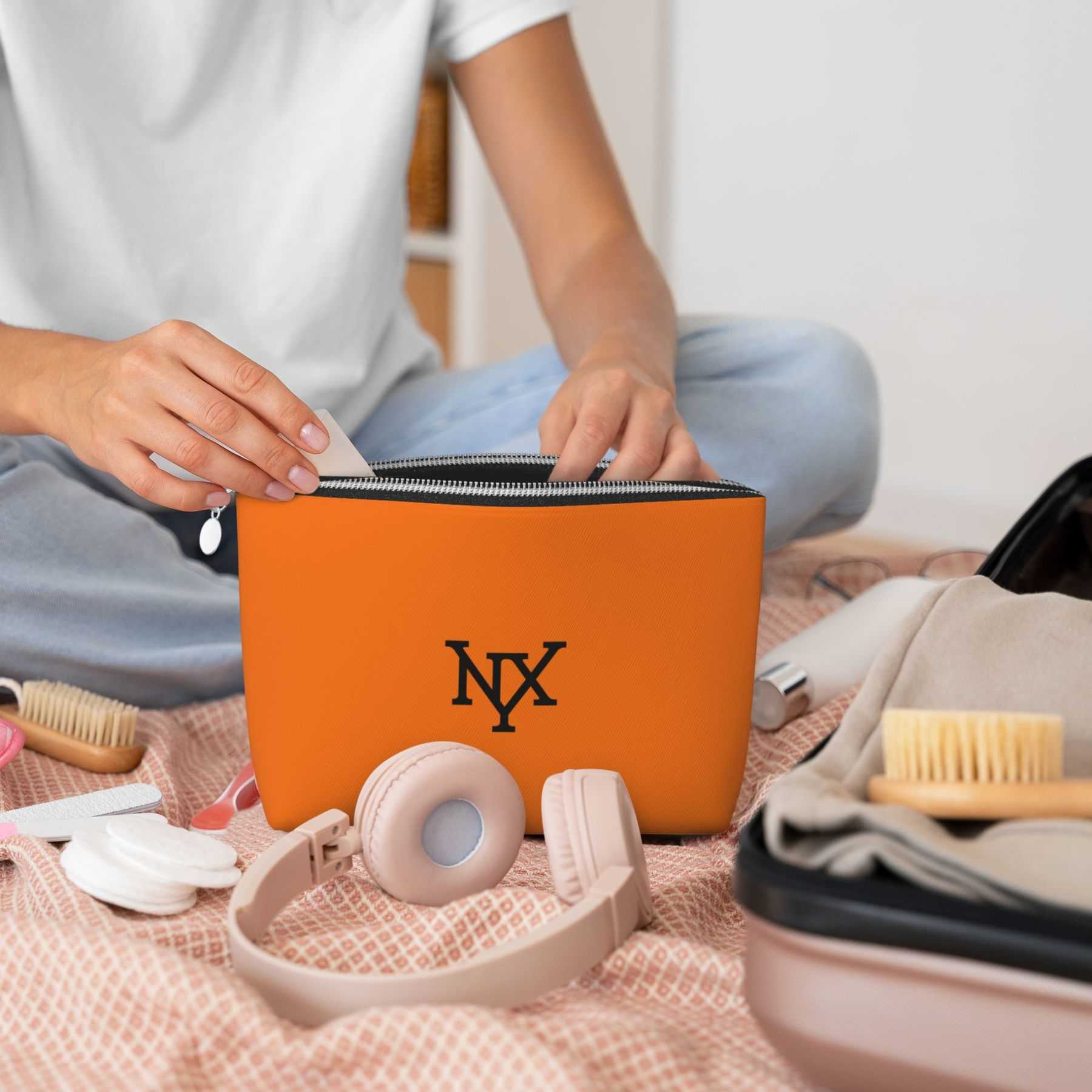 NXY Designer Bag Gold Silver Zipper Cosmetic Bags Luxury Bag Leather Women Makeup Bag Toiletry Cosmetics Pouch Fashion Woman Travel Make Up