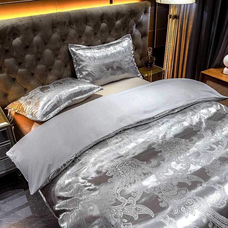 Silver Comforter Bedding Set King Bed Quilt Cover Set Bedclothes with Pillowcase Silky Jacquard Floral Bed Duvet Cover SetT250304