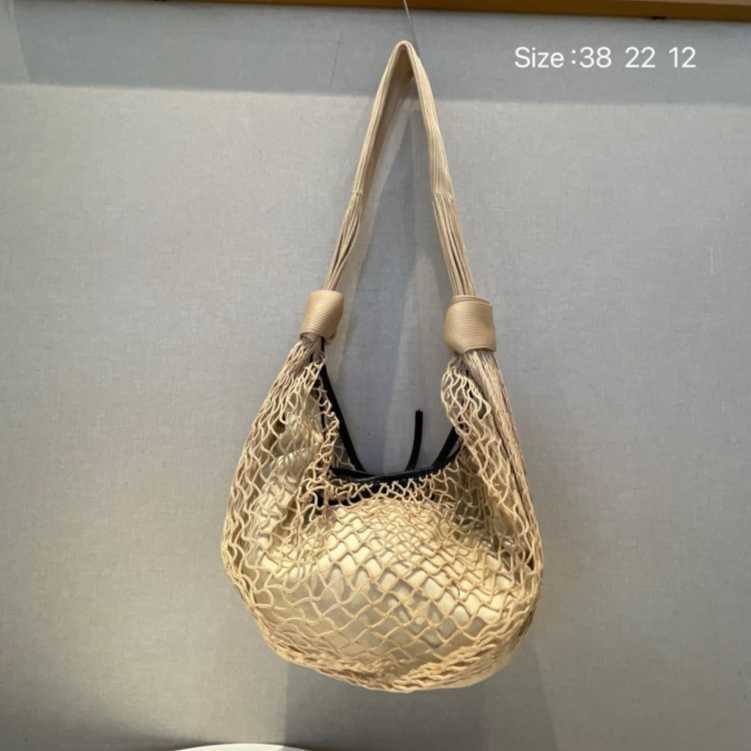 Trendy and Versatile Mesh Bag with Popular Internet Celebrity, Contrasting Color Horn Bag Design, Single Shoulder Crossbody Bag 250315