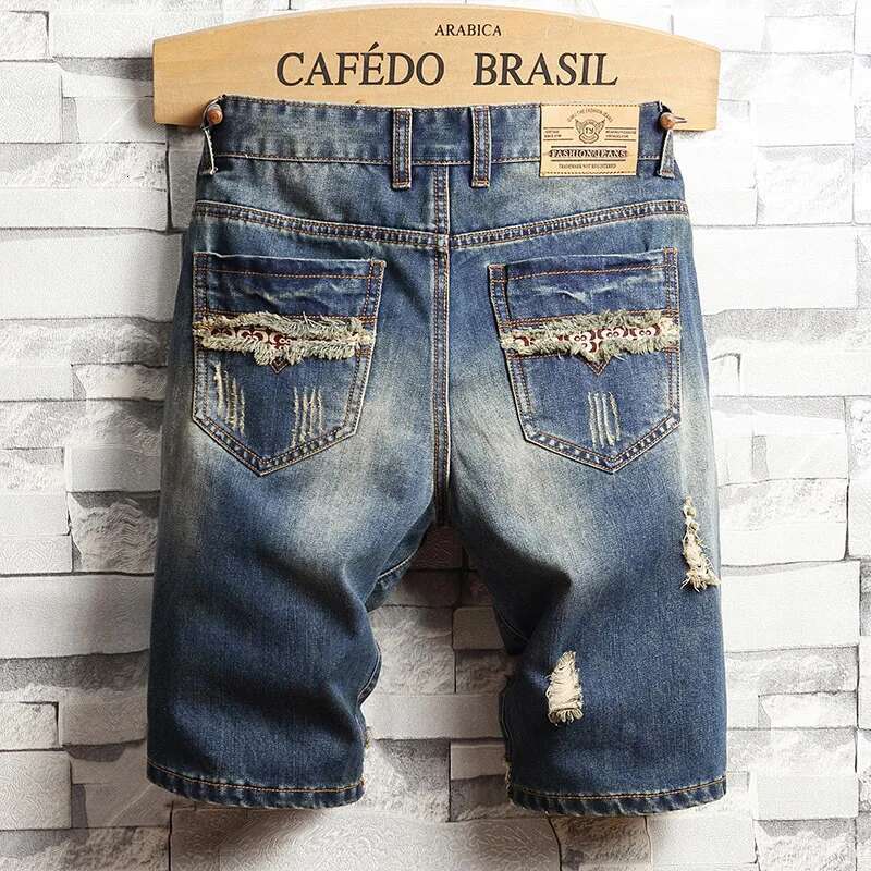 Summer 2024 Men's Ripped Beggar All-Match Fashion Locomotive Style Fifth Pants Casual Retro Distressed Pirate Shorts