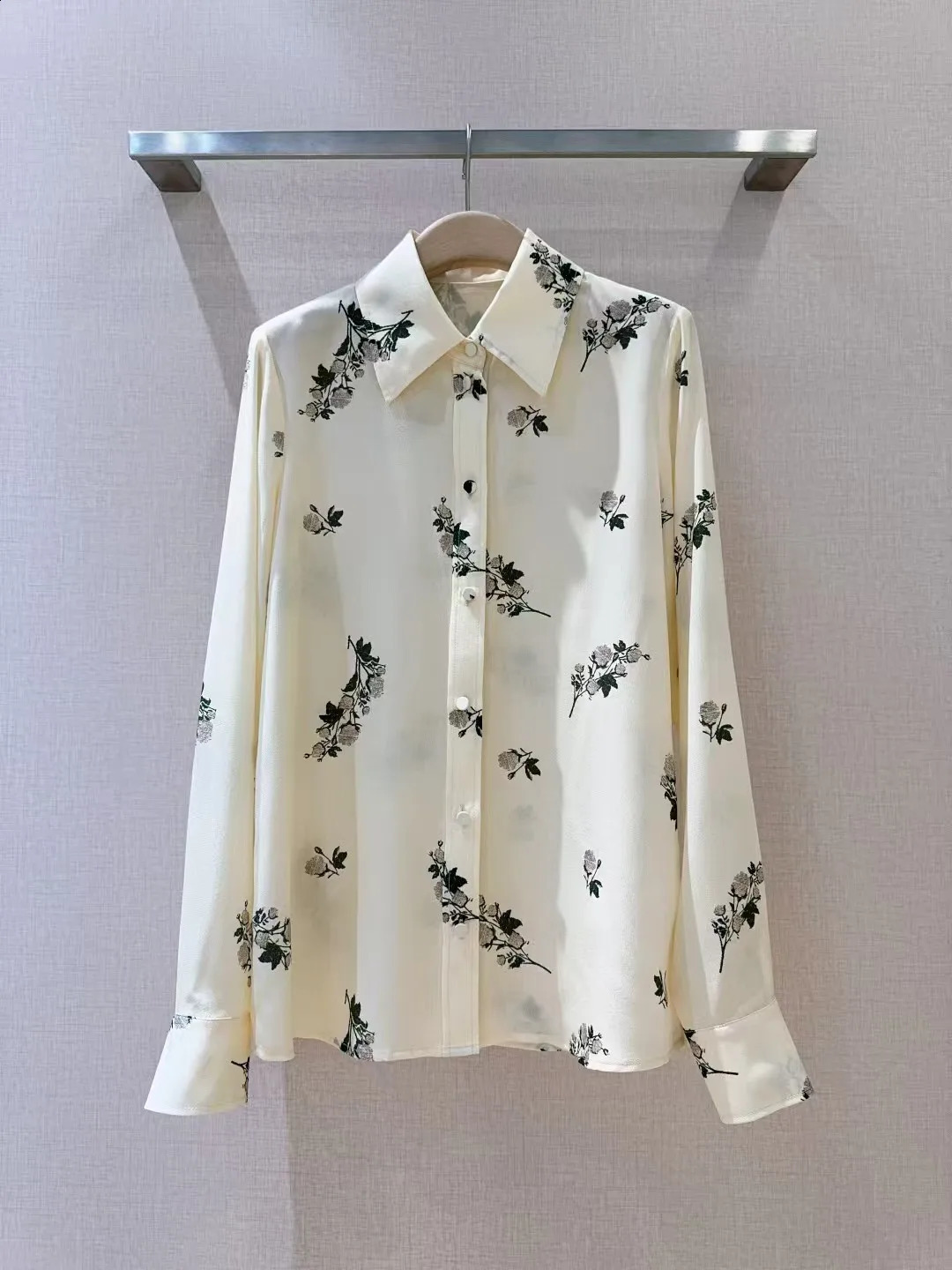 womens early spring style lapel long sleeved shirt 250304