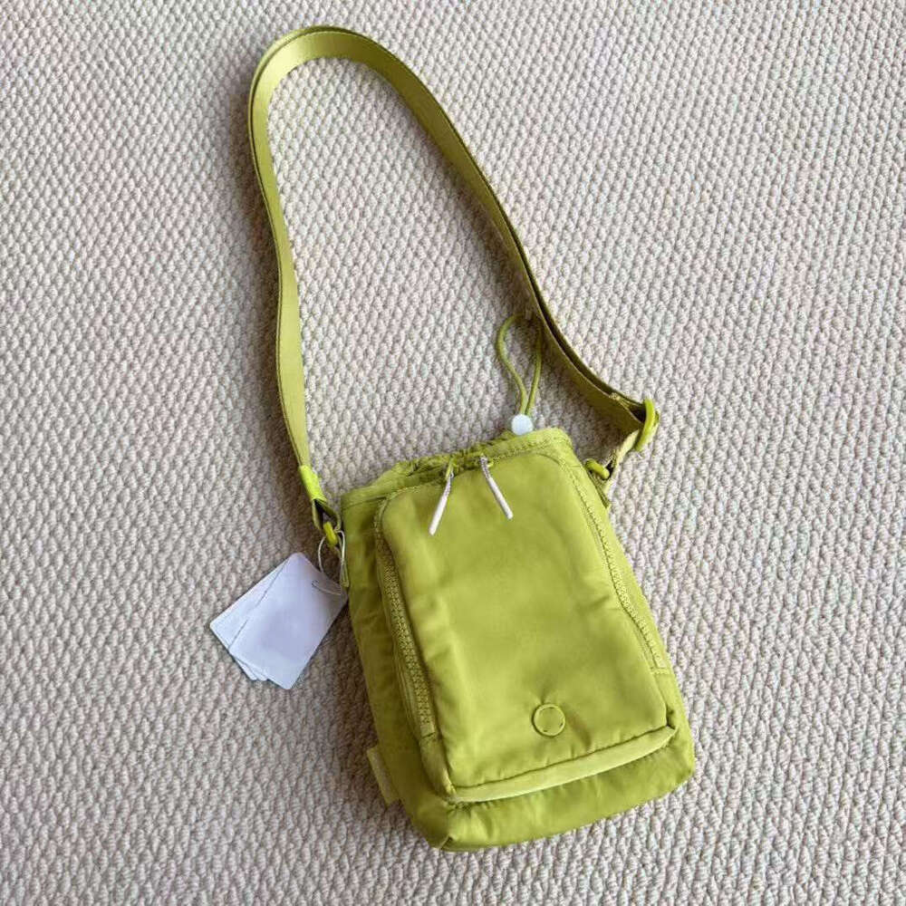 New Small Crossbody Shoulder Men's Women's Yoga Bag, Outdoor Fitness And Leisure Live Broadcast