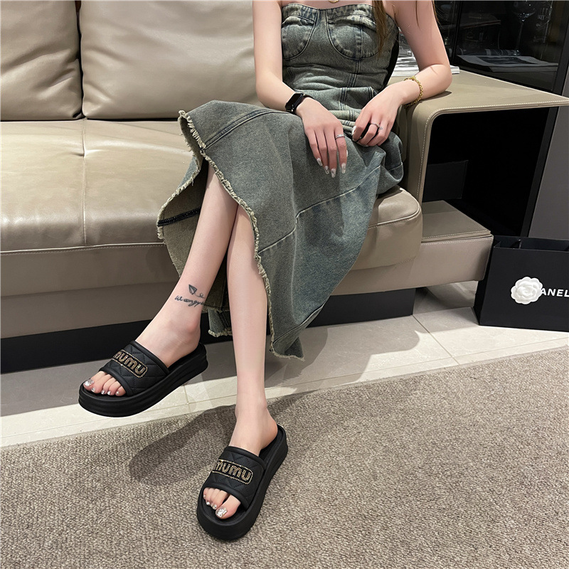 Free Shipping 2025 New slides designer Slippers for womans platform sandals fashion Square Peep Toe dia slipper outdoor Indoor holiday women shoes 0b5