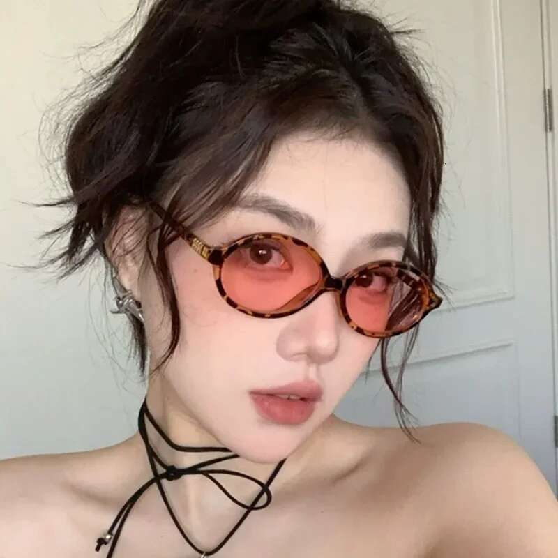 2025 model New Frame Oval Shape Sunglasses Classic Men's Vintage Sun Women Outdoor Leisure Eyewear UV400 Glasses Shades