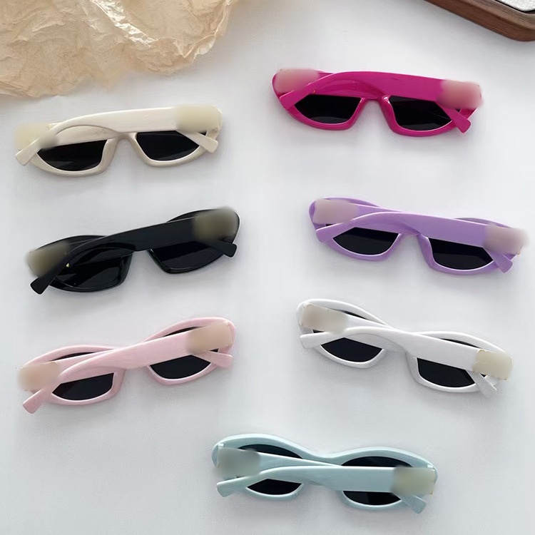 Children letter sunglasses Fashion girls colorful frame sunglass goggles kids UV 400 Protective eyewear boys beach holiday sunblock S3188 Z260305