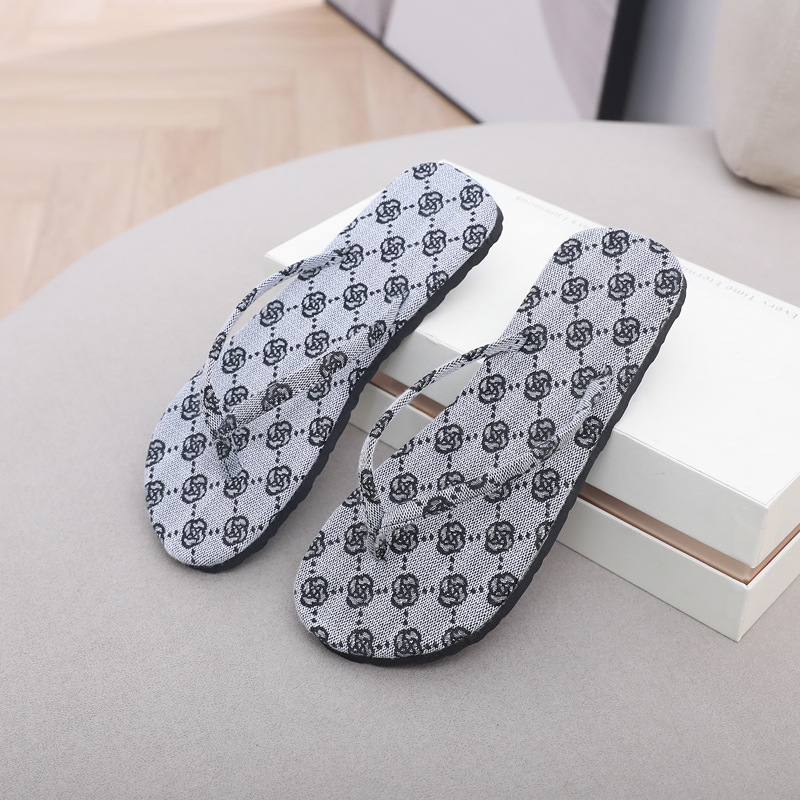 Free shipping new designer slippers for womens fashion summer flat bottom casual trendy Flip Flops size eur 36-40 daily wear outdoor