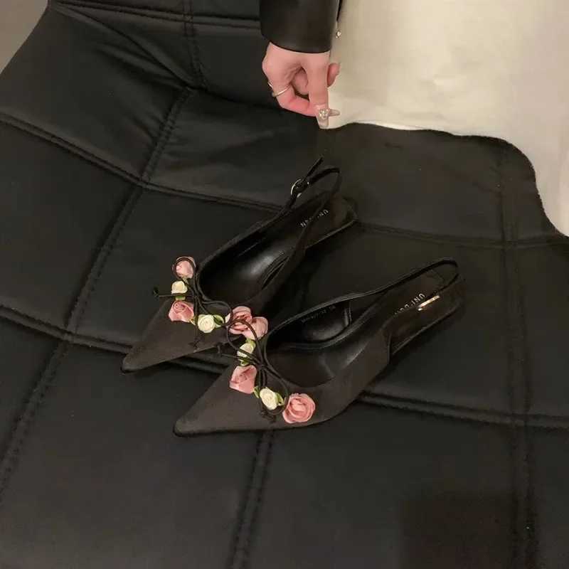 2025 New Spring and Autumn Fi Flower Sweet Pointed Shallow Mouth Bow Needle Buckle Casual Thin High Heel Wens Shoes Y250304