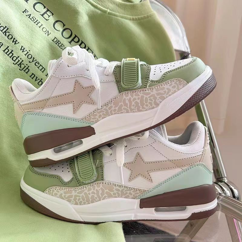 2025 New China-Chic Color Contrast Star Air Cushion Sneakers for Male Students Versatile Trend Light Basketball Running Shoes for Female Students