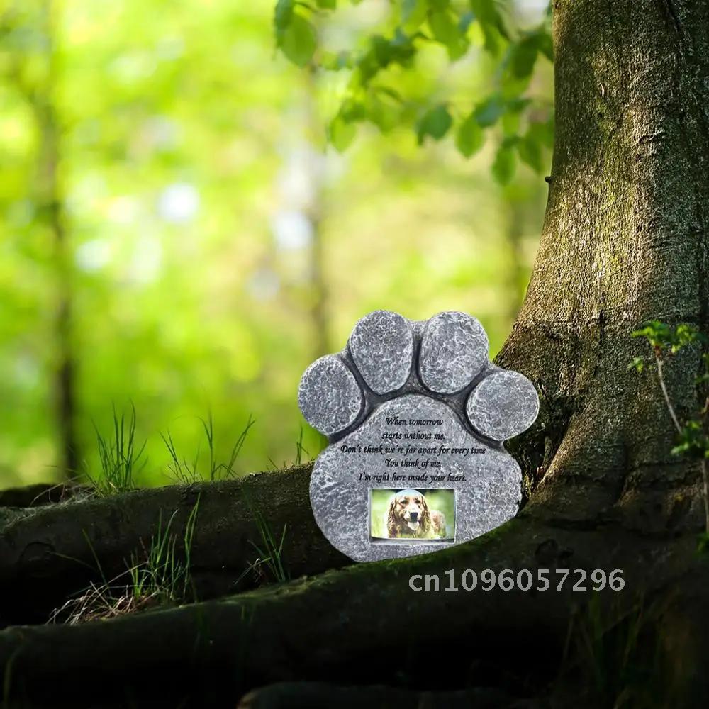 Pet Memorial Stones for Loss of Pet Gifts Paw Print Dog Memorial Frame Shaped Cat Photo Tombstone Pet Gifts Grave