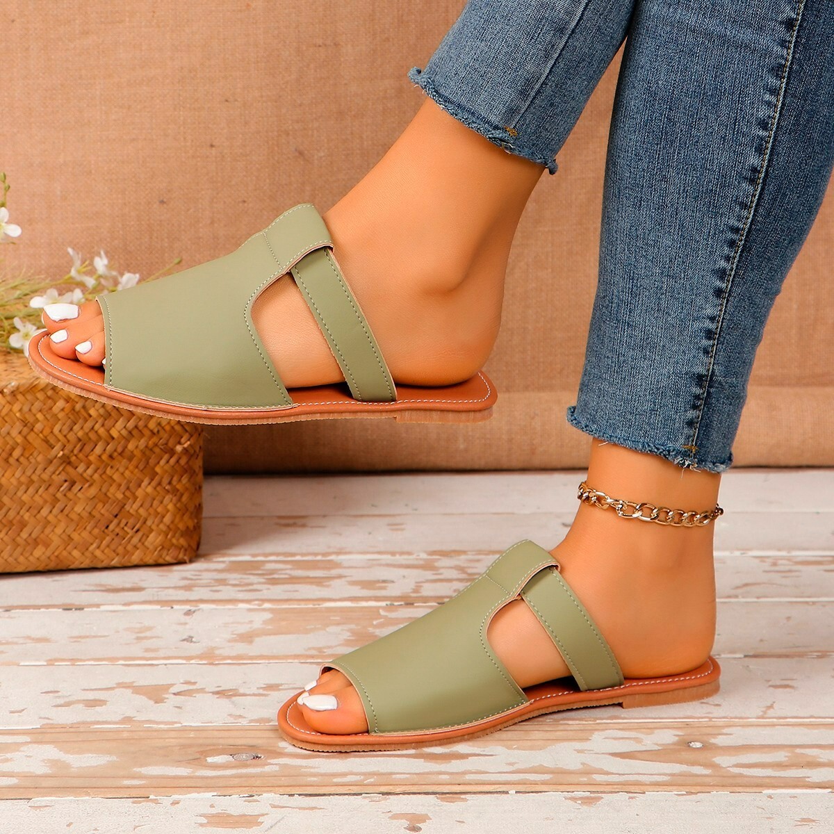 Tuo Beach Women's Cool Solid Color 2025 Spring/Summer Sandals Large Flat Bottom New Style Small ddmykukumalu