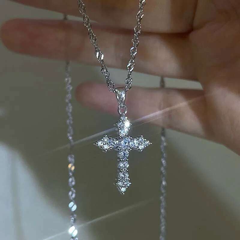 Shiny Crystal Zircon Cross Pendant for Women Girls Punk Sier Color Thin Chain Necklace Party Jewelry Birthday Gift