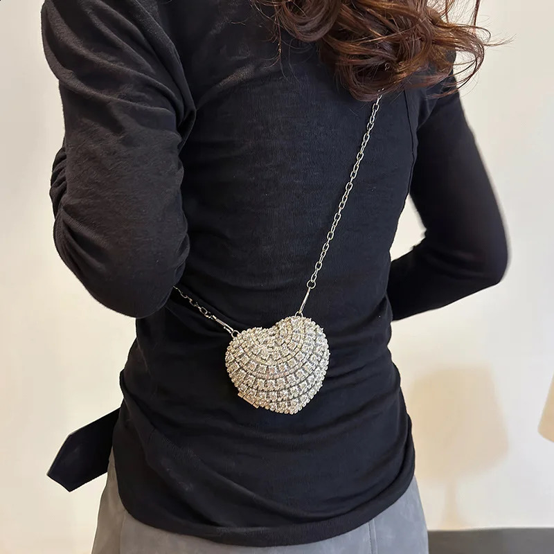 Mini Diamond Inlay Heart Shape Crystal Clutch Stones Evening Wedding Party Shoulder Bag Handle Rhinestone Handbags 250304