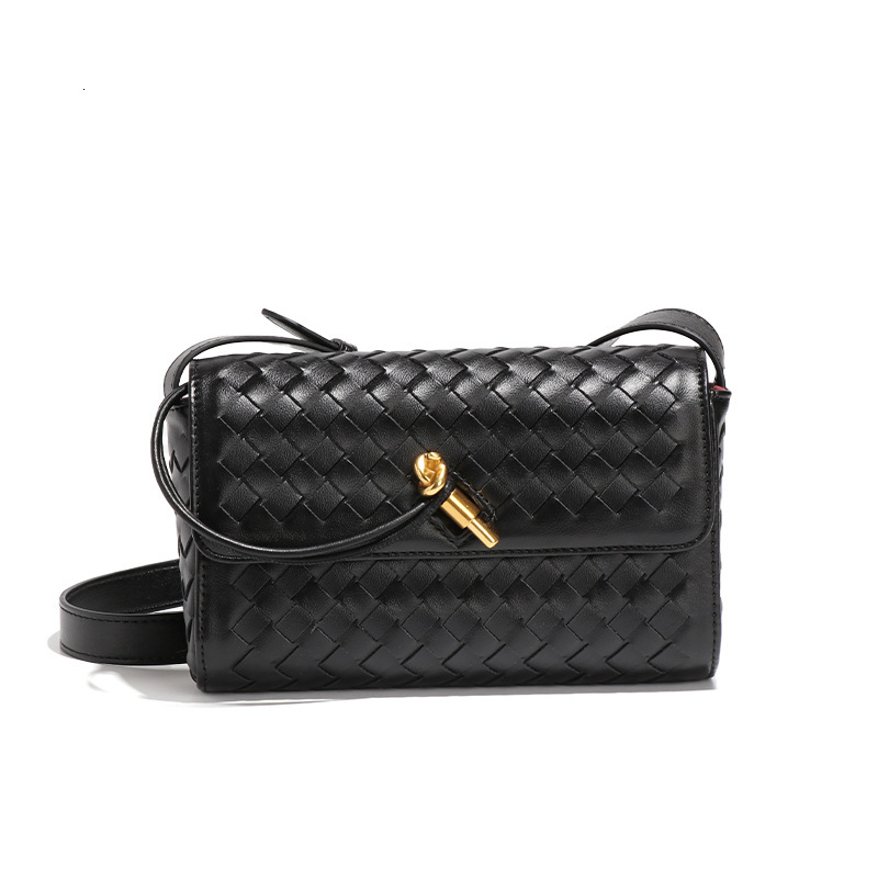 Personalized Niche Design Light Luxury Women's Mini Woven Bag Flip Cover Single Shoulder Crossbody High-End Organ Bag
