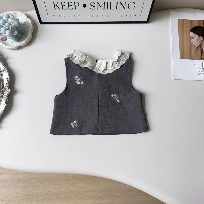 Girls College Style Suit Spring and Autumn Childrens Embroidered Waistcoat Pleated Skirt Two-piece Set Girl Clothes 250304