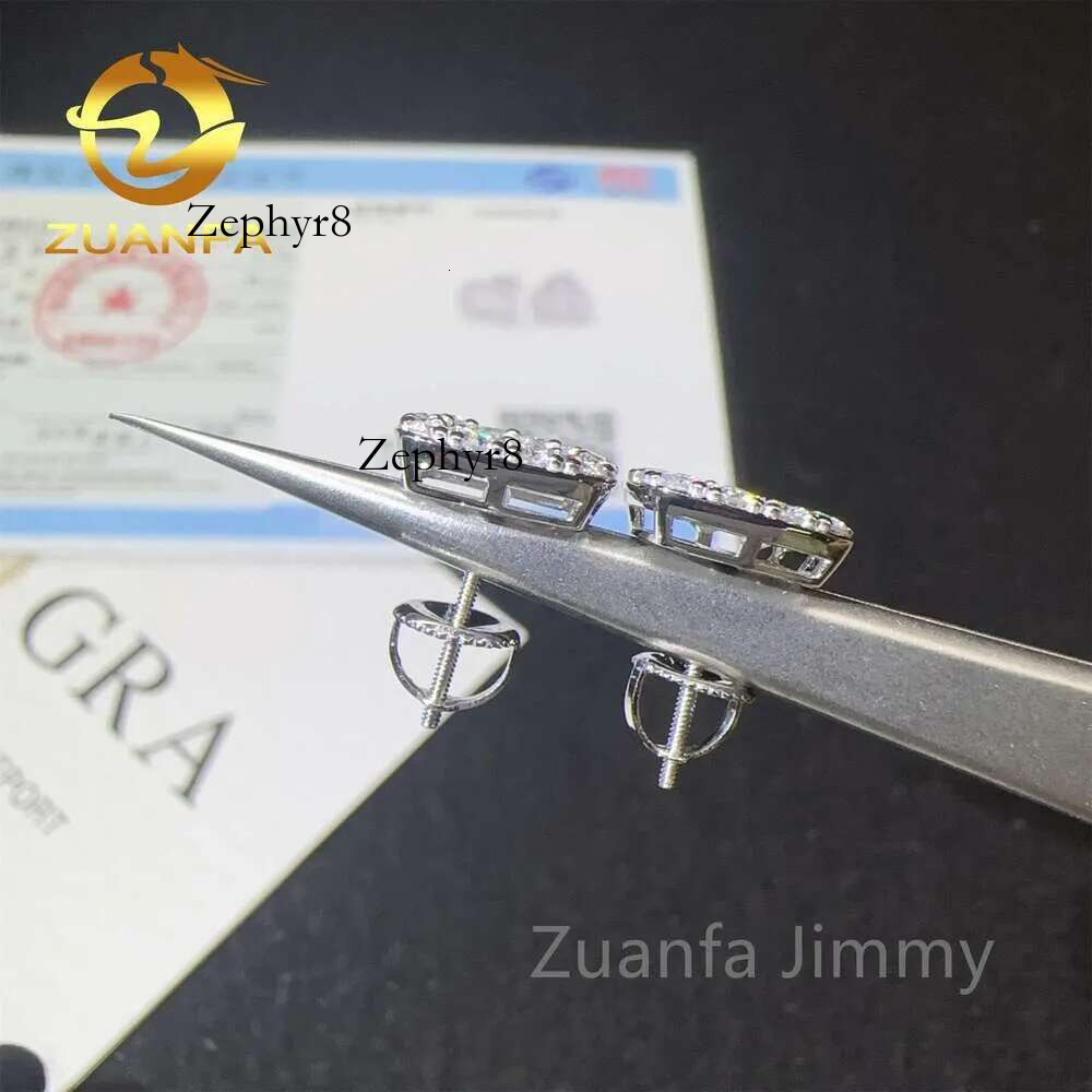 2025 model New Designs 14K Solid Real Gold Iced Out Hip Hop Jewelry Baguette Vvs1 Moissanite Dia Stud Earrings