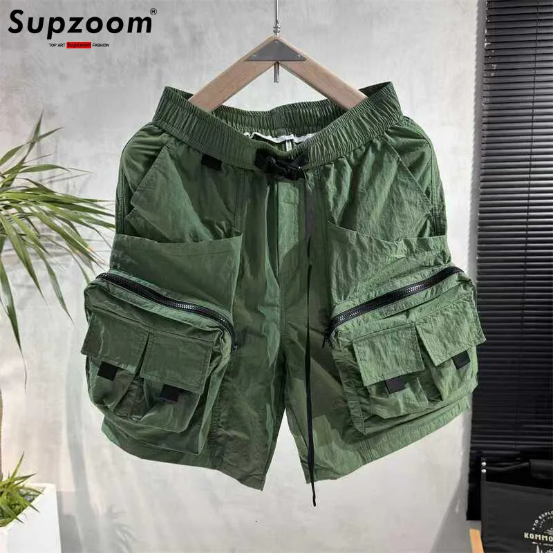 Supzoom Arrival Top Fashion Summer Loose Casual Belt High Street Trendy grid Stitching Pocket Personalized Shorts Men 250304