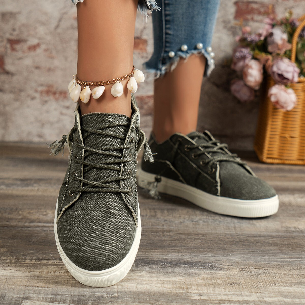 Single shoe 2025 new fashion casual plus size college women's spring and autumn style thick sole ddmykukumalu