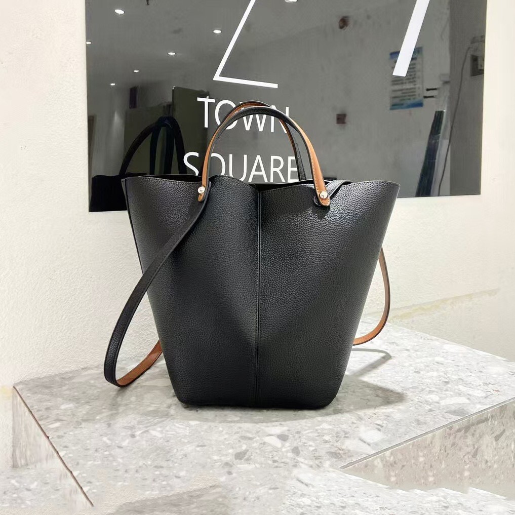 Small Niche Design Bucket Vegetable Basket Women's High-End Fashion, Underarm Versatile Commuting Shoulder Bag, Handbag