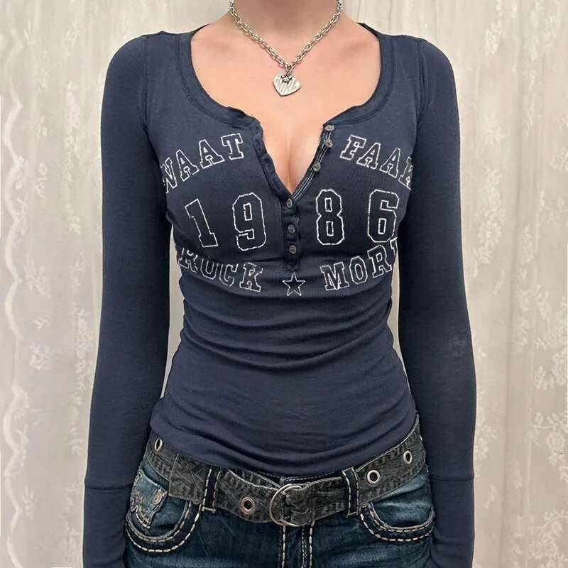 Women's Black T-shirt Autumn Letter Print Streetwear Long Sleeves Round Neck Moulding Top Sexy Button Casual Fashion Thin Women's T-Shirts