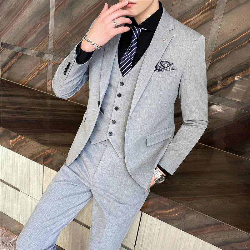 L33Business Formal Men's Korean Design Slim Fit Three Piece Suit Ensemble