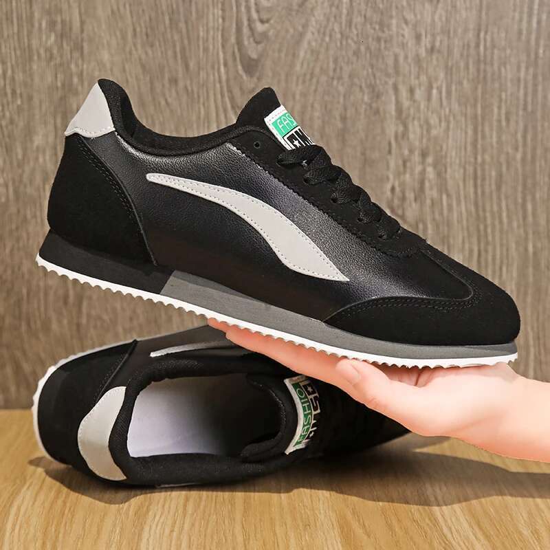 2025 Autumn New Retro Versatile Men's Forrest Gump Trendy Fashion Sports Casual Student Four Seasons Board Shoes