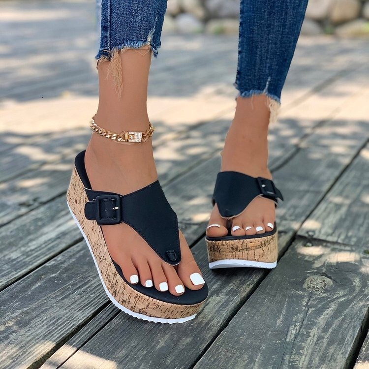 Toe Sandal Clip 2025 Large Summer Casual Thick Bottom Drag Women's Solid Color Cool New Style ddmykukumalu
