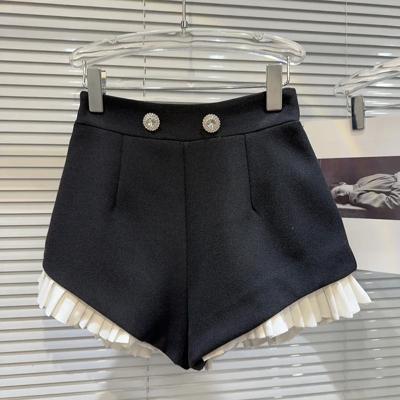 Spring 2025 Diamond Buckle Folded Lace Charm Social Shorts 250304
