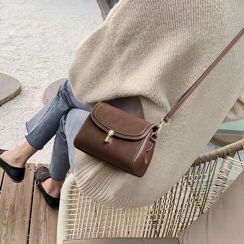 Niche Autumn Winter 2025 New Female Crossbody Wholesale Small Square With Leather Single Shoulder Bag Tid