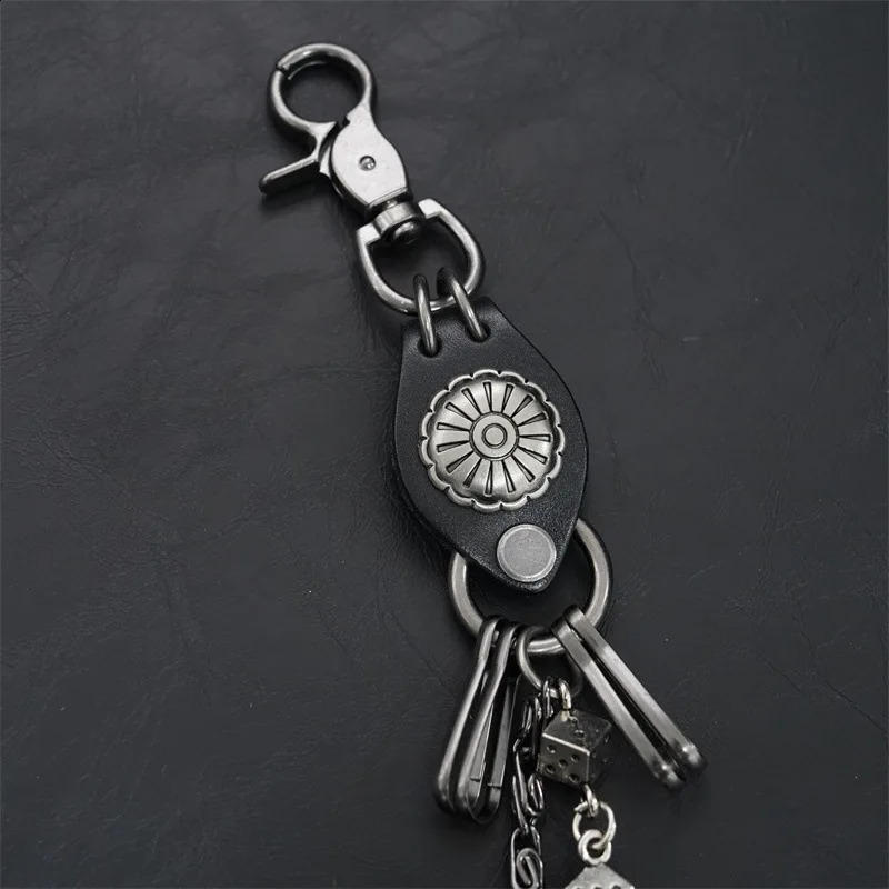 Men Vintage Long Metal Rock Trousers Hipster Pant Jean Keychain Ring Clip Tassel Keychains Women Accessory 250303