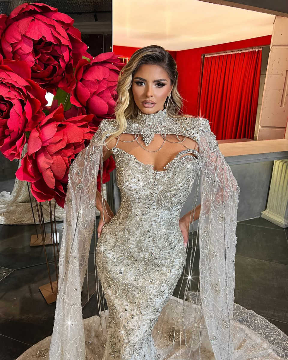 Exquisite Mermaid Wedding Dress High Collar Long Sleeves Bridal Gowns Appliques Crystal Sweep Train Dresses Custom Made vestidos de novia