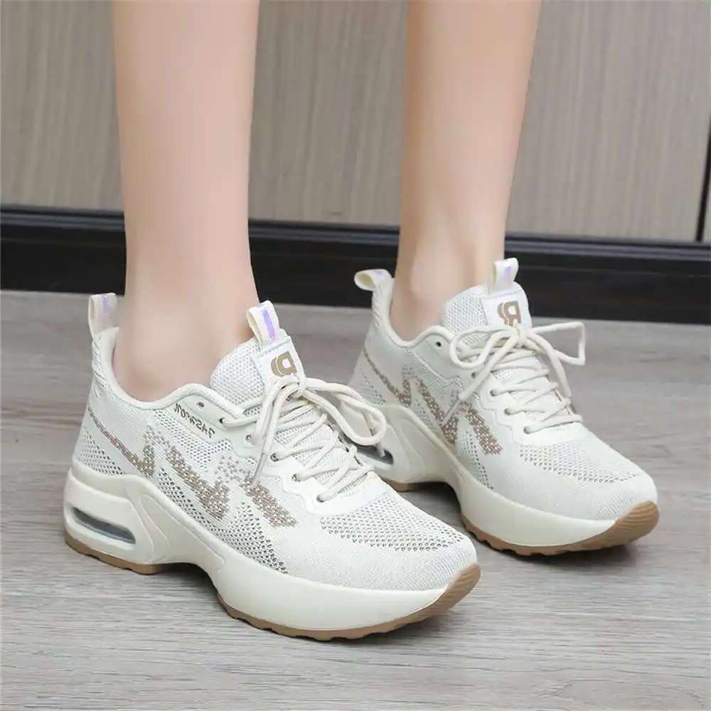 Road Haruku Woman Volleyball Vulcanize White Tennis Shoes Children's Sneakers For Girl Sport Model Entertainment Lof ers