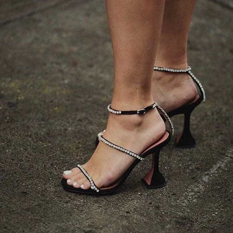 2024 Summer New Womens High Heels Rhine Chain Decorative SandalsXJ2500305